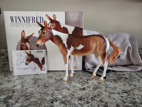 Breyer winnifred premier - breyer,