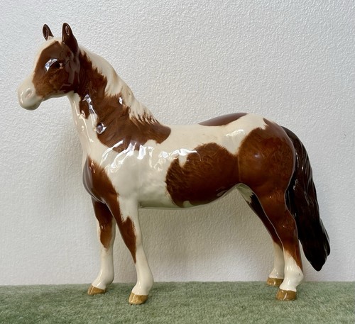 Beswick pinto pony - 1373, in