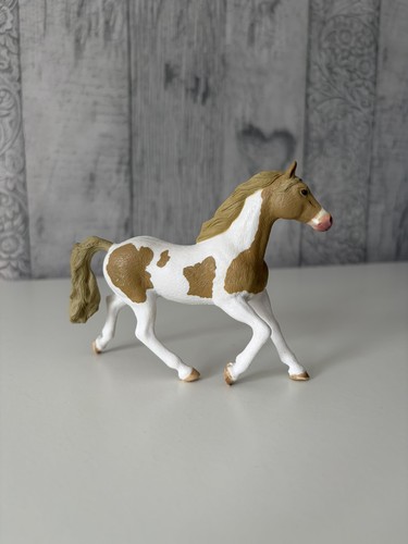 Schleich horse 13884 paint - schleich,