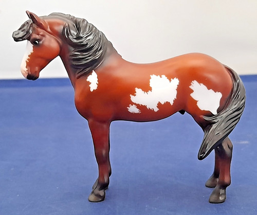 Breyer model horse stablemate - model,