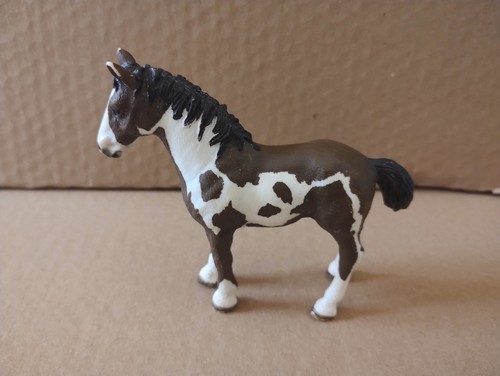 Retired schleich horse - schleich, pinto