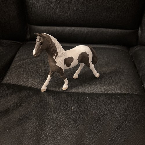 Schleich pinto mare horse - mare,